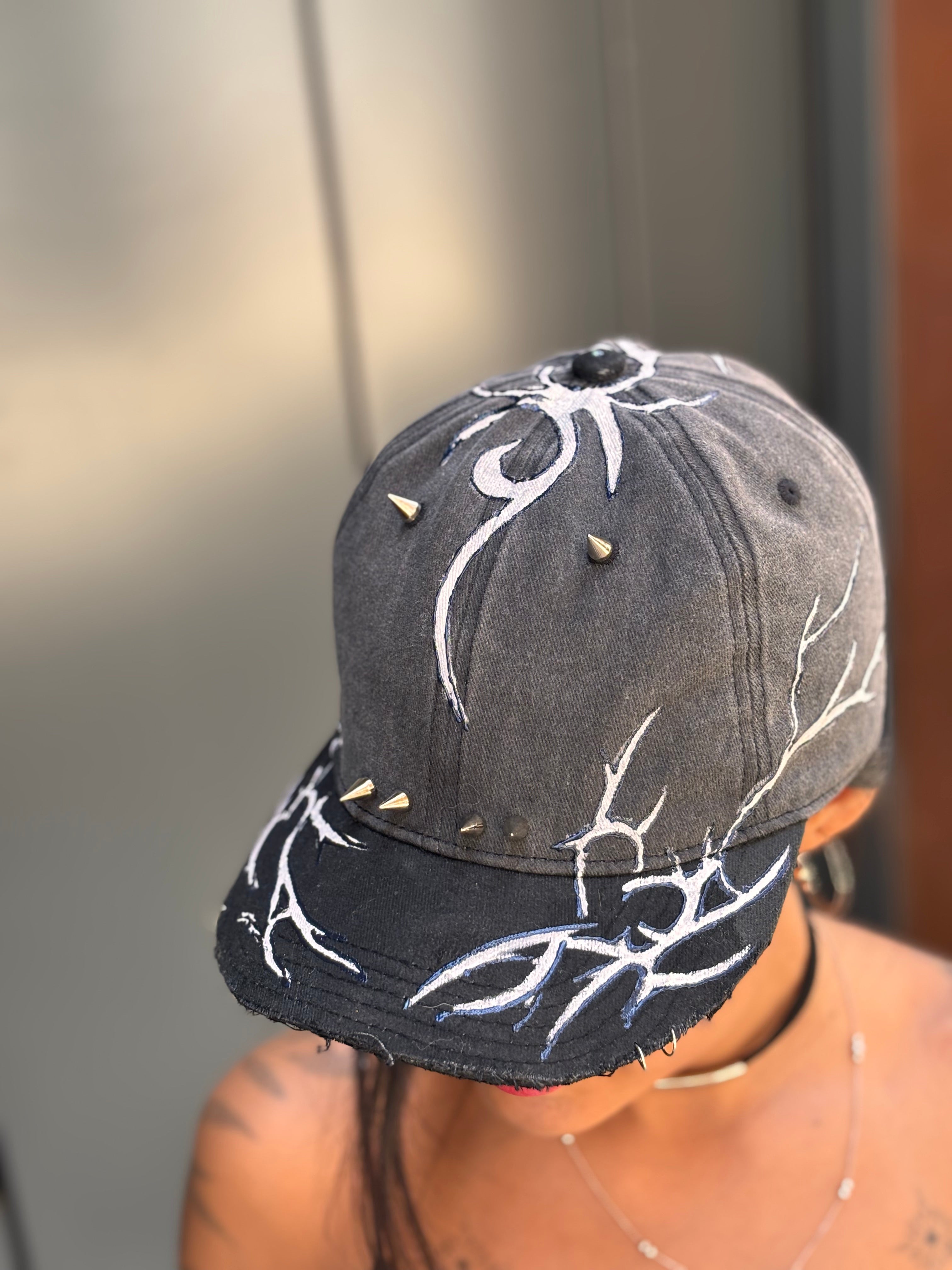 Cap “Tribal“