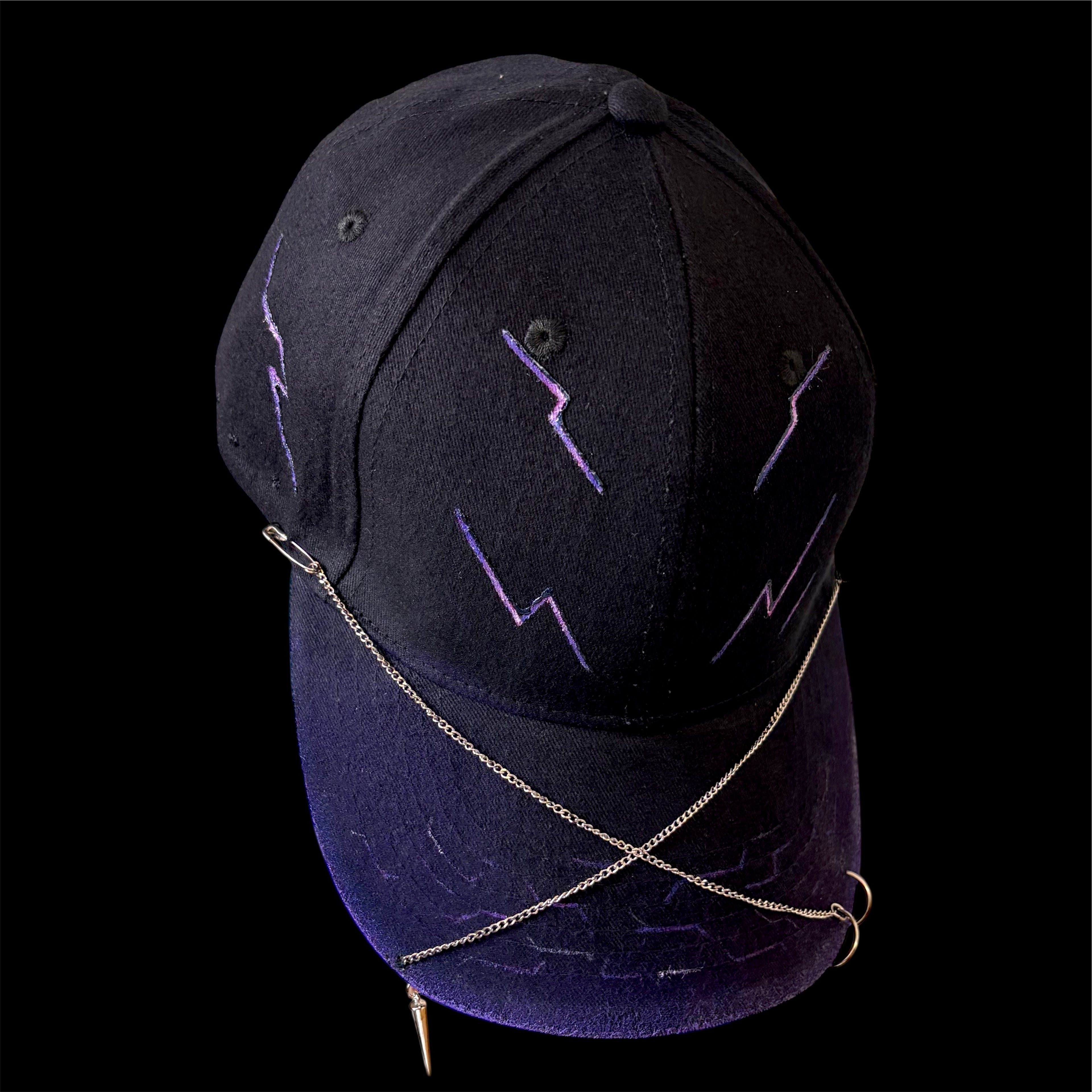 Hat “Violet Chains“