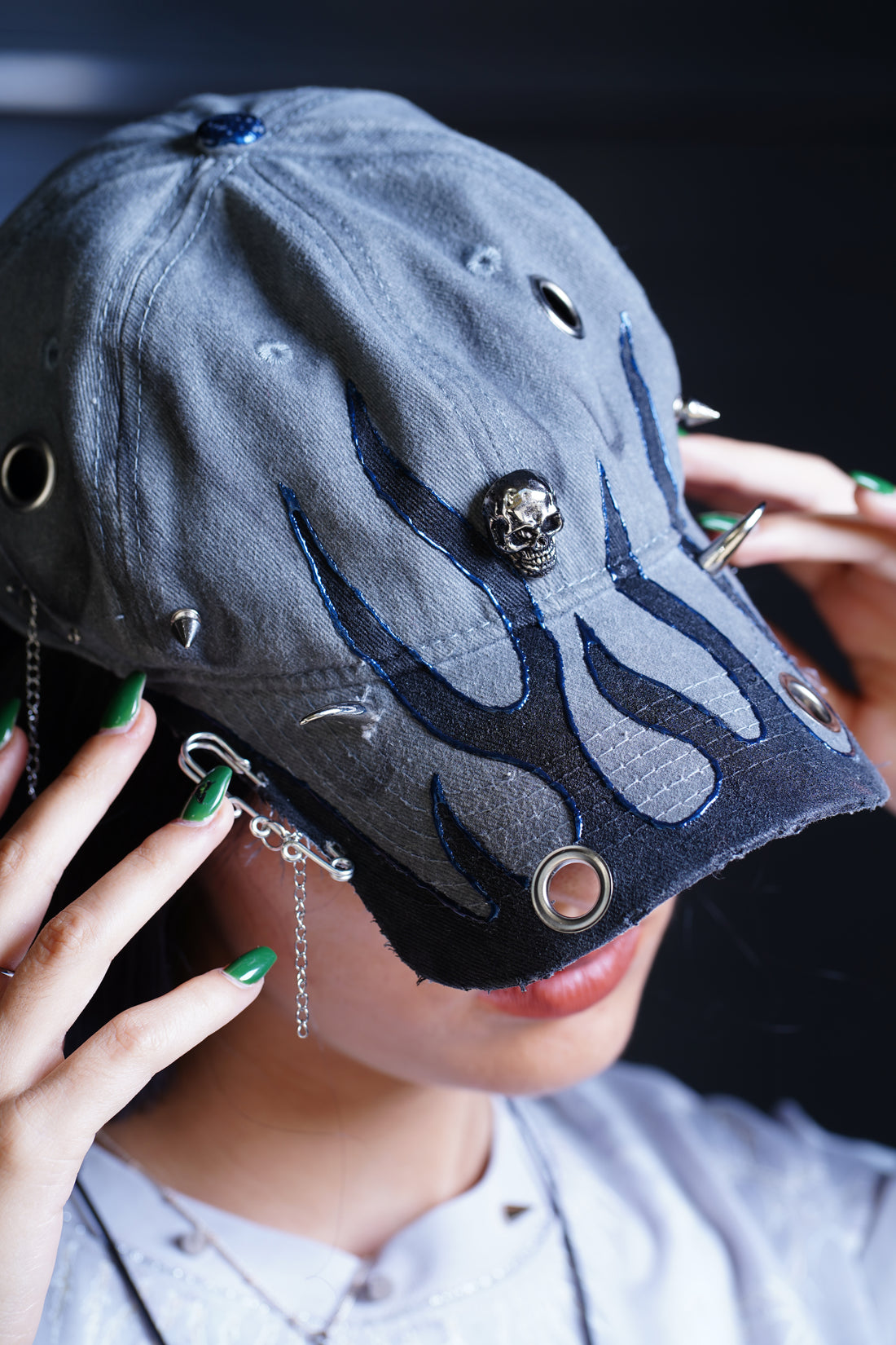 “Inferno Cap“
